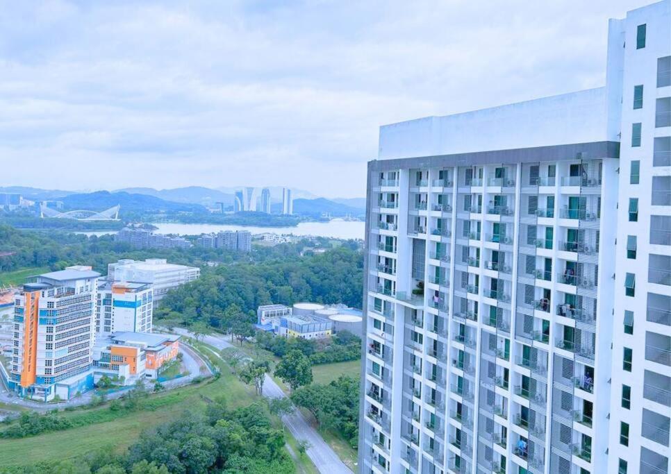 Beauty Cybersquare Ensuite, 1-5pax - Cs2 * Cyberjaya