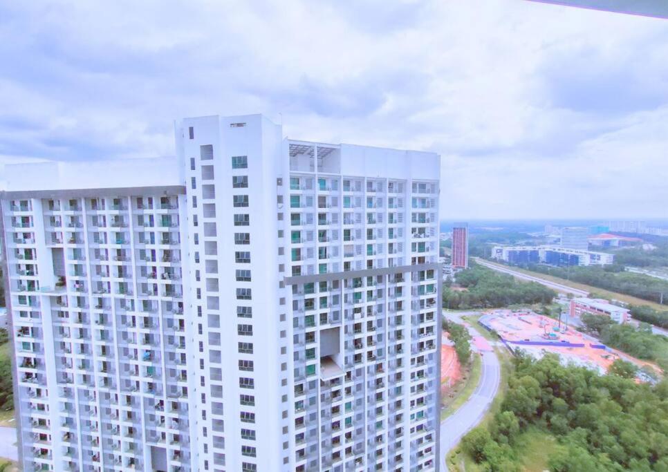 Beauty Cybersquare Ensuite, 1-5pax - Cs2 *